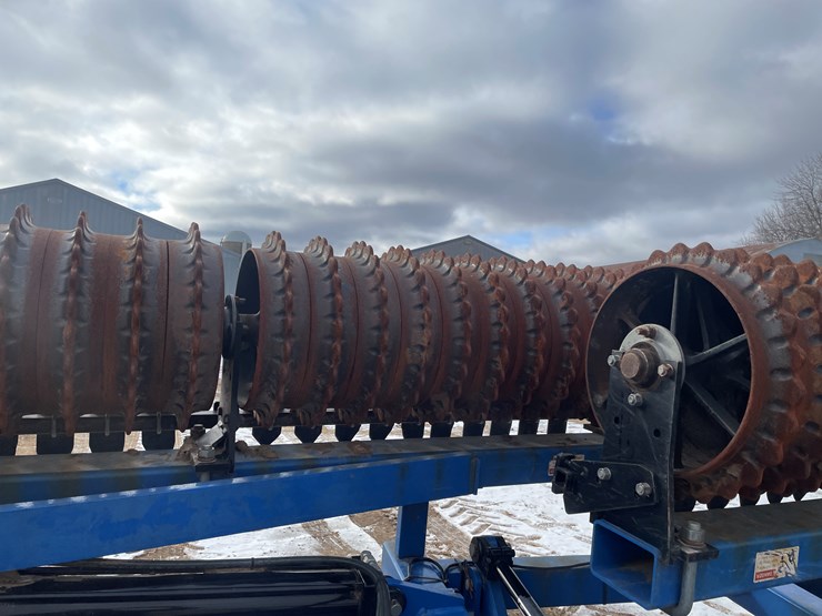 #1072-•-landall-3130-notched-packer-(somerset,-wi)-image-9