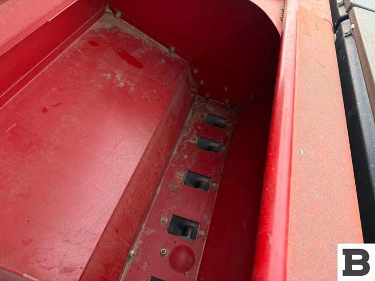 case-ih-5400-image-37