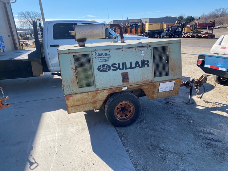 #1222-•-sullair-185q-towable-air-compressor-(st.-nazianz,-wi)-image-4