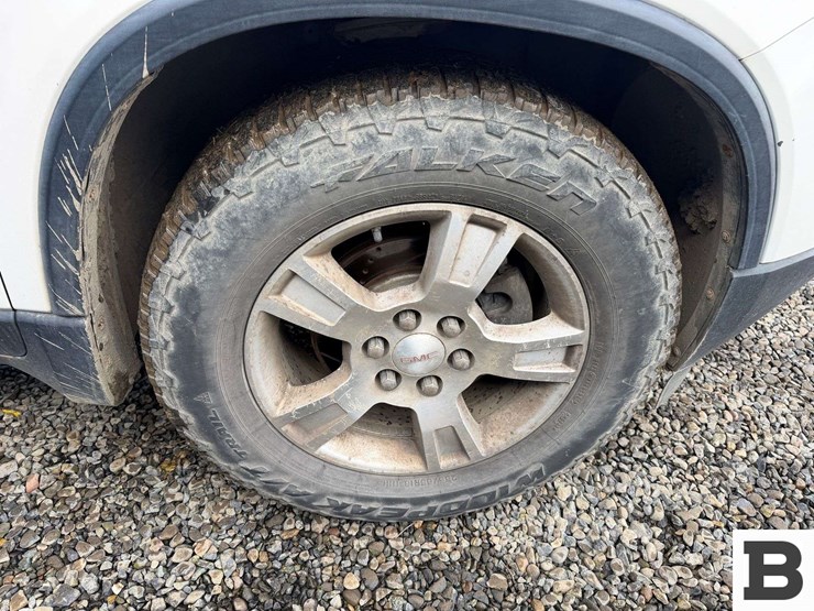 2008-gmc-acadia-image-15