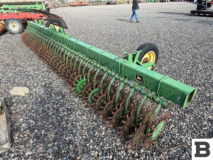 john-deere-400-image-4