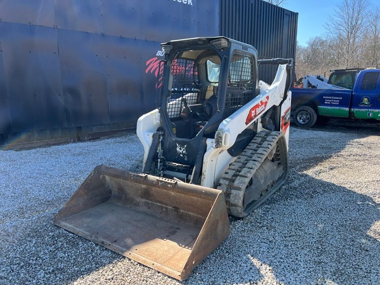 2022-bobcat-t64-image-2