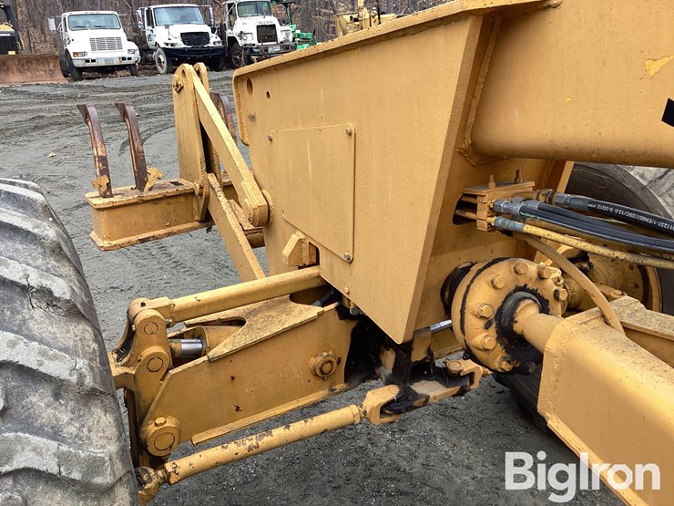 john-deere-670-image-13