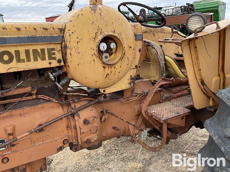 1964-minneapolis-moline-m602-image-12