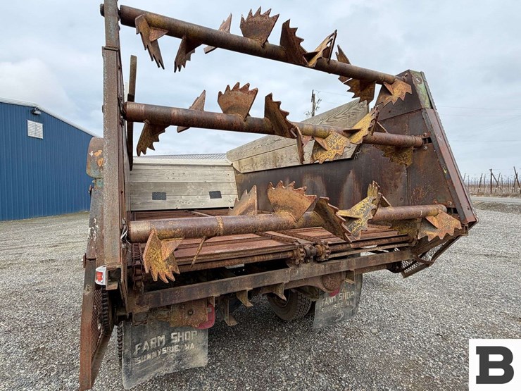 1990-ford-f700-image-47