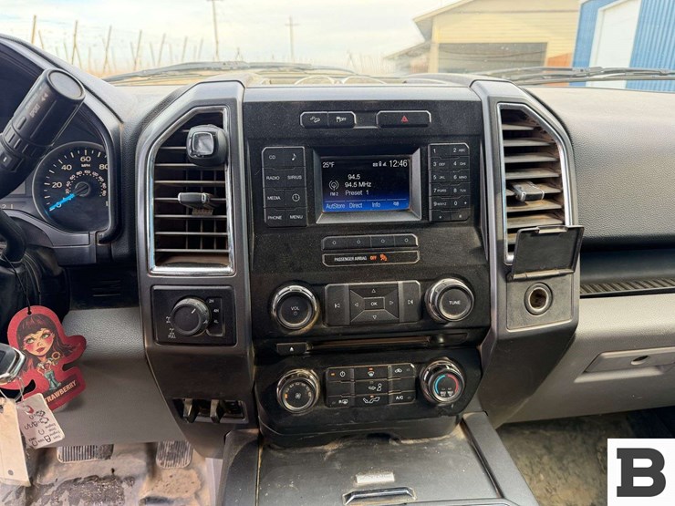 2015-ford-f150-image-22