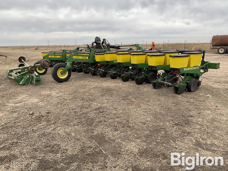 john-deere-1720-image-5