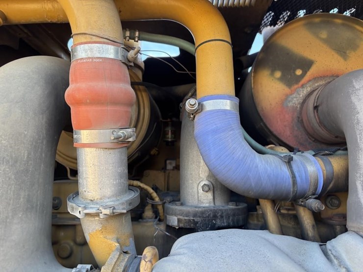 caterpillar-143h-image-71