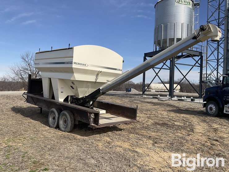 2013-meridian-375rt-image-7