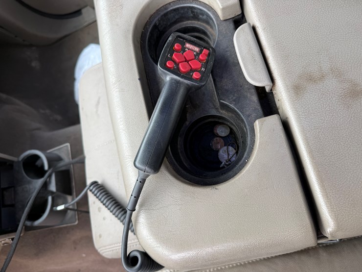 2010-ford-f350-image-21