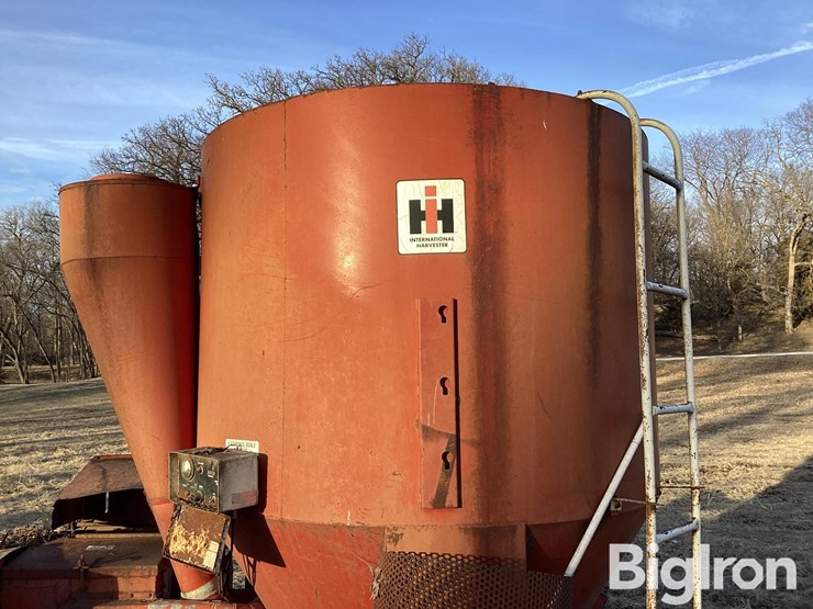 international-1150-image-19