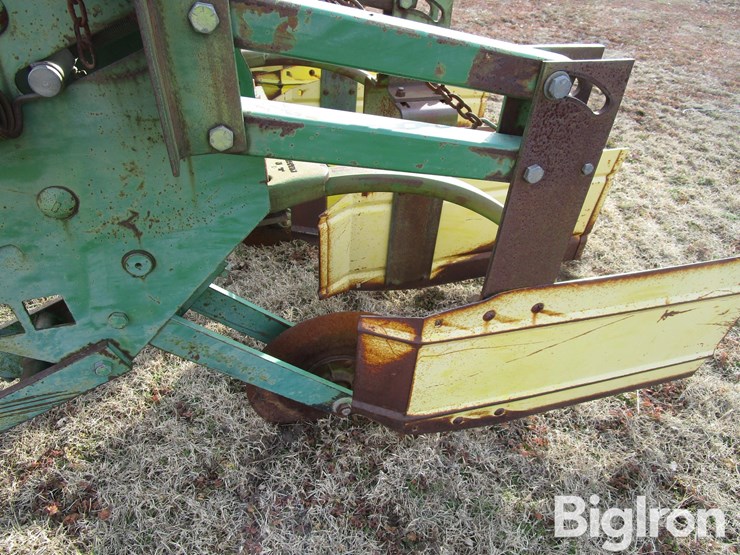 john-deere-885-image-13