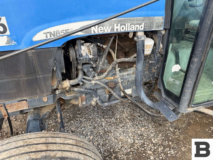 2008-new-holland-tn85fa-image-12