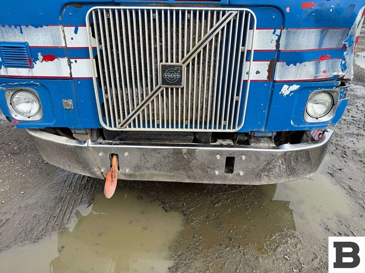 1996-volvo-wx-feed-truck---albany,-or-image-9