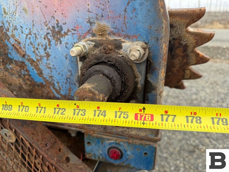 1992-ford-f700-image-25