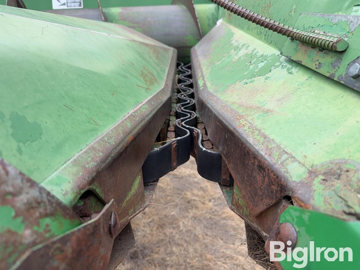 john-deere-853-image-11