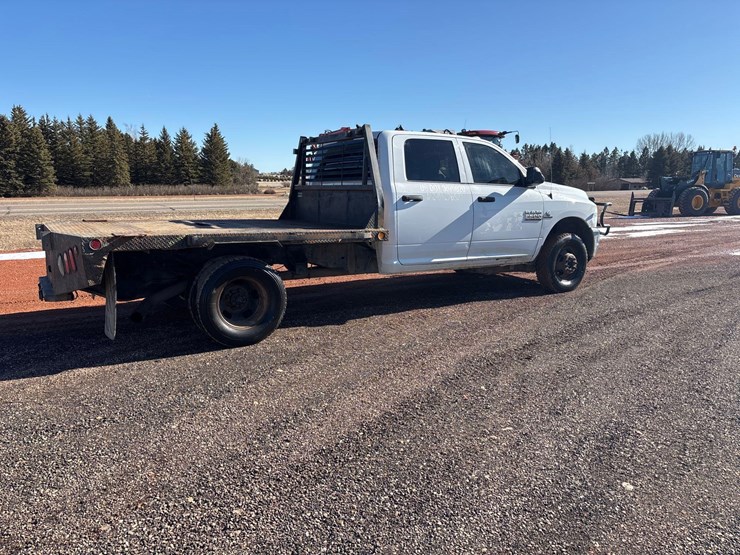 2014-ram-3500-tradesman-image-5