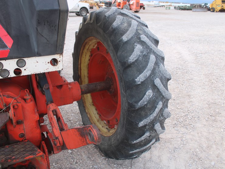 #1012-•-case-2390-tractor-image-42