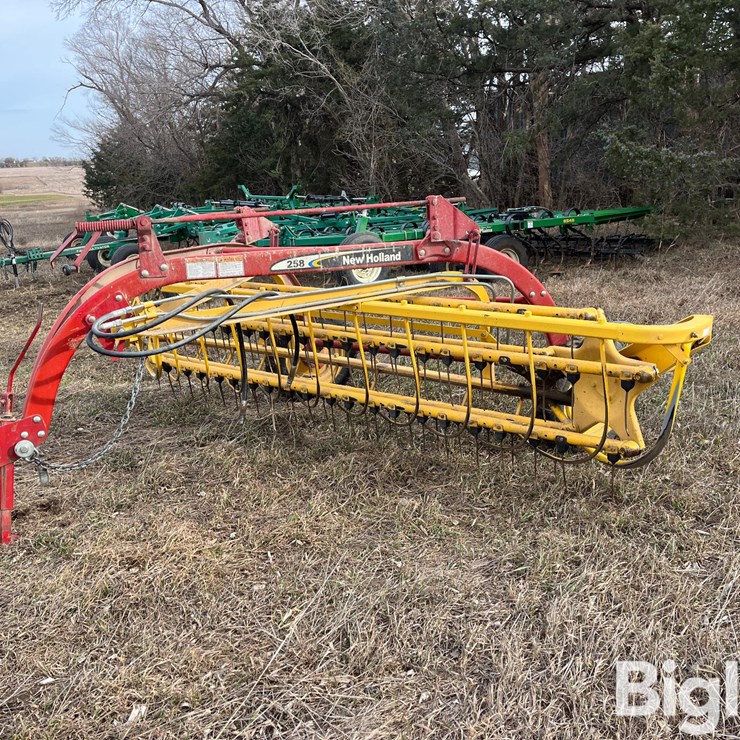 2007 NEW HOLLAND 258