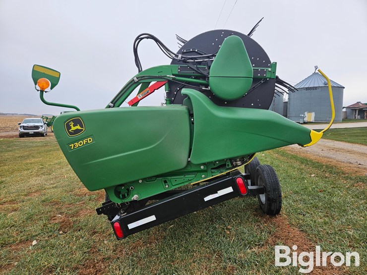 2019-john-deere-730fd-image-4
