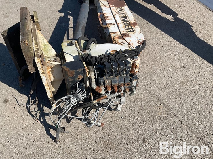 massey-ferguson-730-image-9