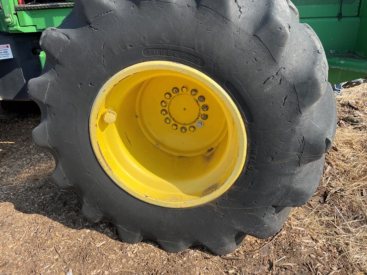 2005-deere-643j-image-59