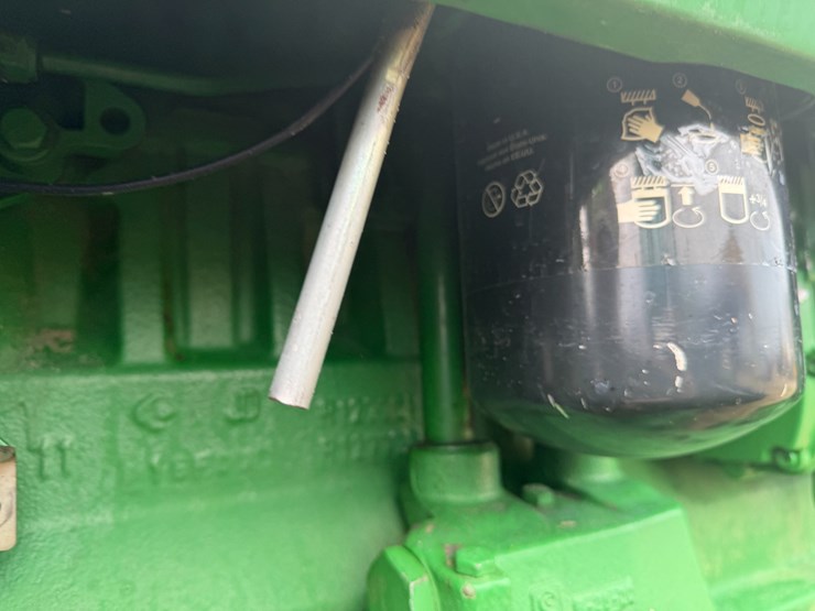 2001-john-deere-8310-image-45