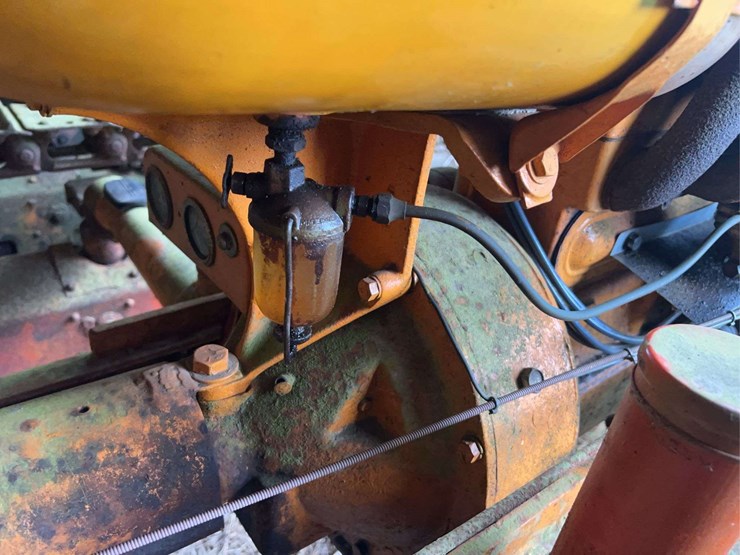 oliver/cletrac-crawler-image-19