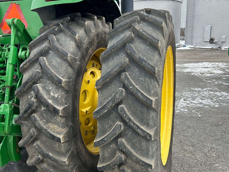 2007-john-deere-8230-image-28