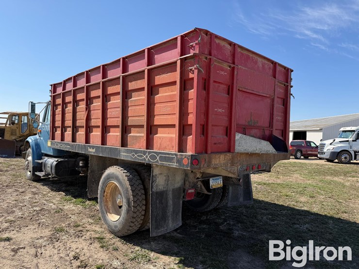 1998-international-4900-image-7