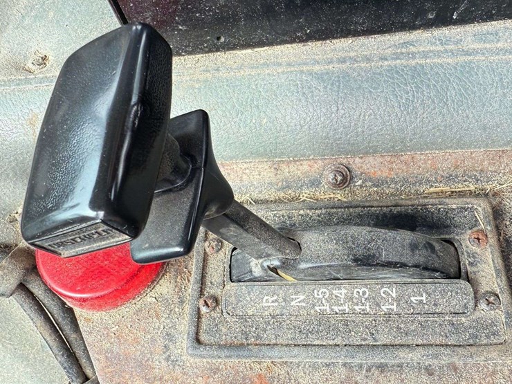 1996-volvo-wx-feed-truck---albany,-or-image-66