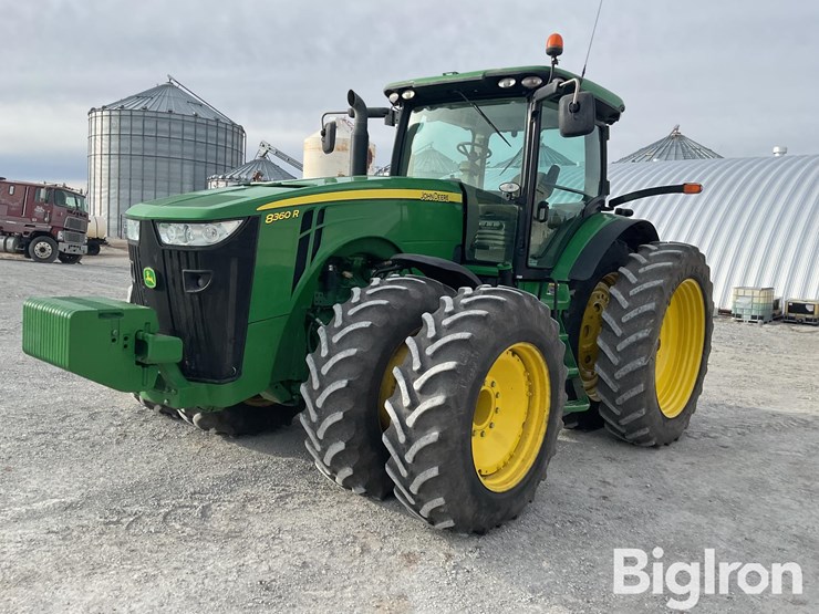 2012-john-deere-8360r-image-1