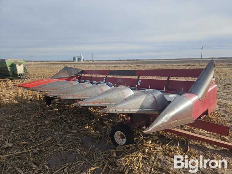 case-ih-1083-image-1