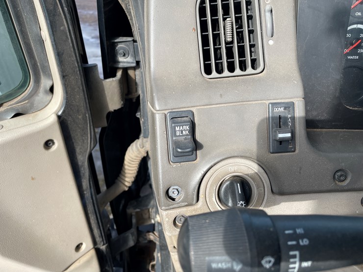 #1005-•-2003-sterling-log-truck-(has-wi-title)-(grantsburg,-wi)-image-57