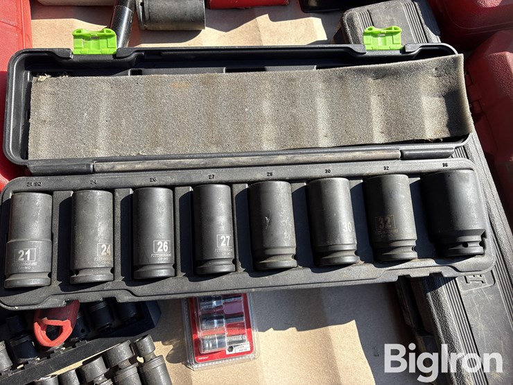 skid-of-shop-tools-image-18