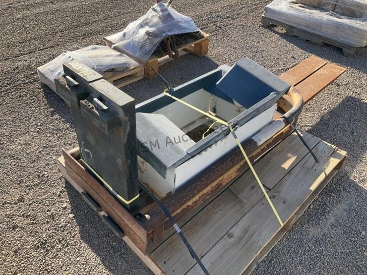 pallet-of-miscellaneous-image-2