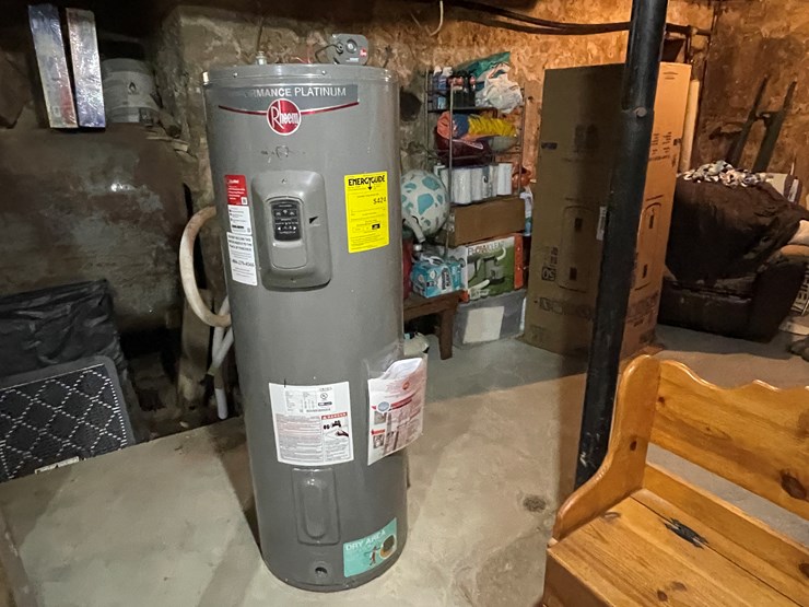 #3525-•-rheem-performance-platinum-hot-water-heater-image-1