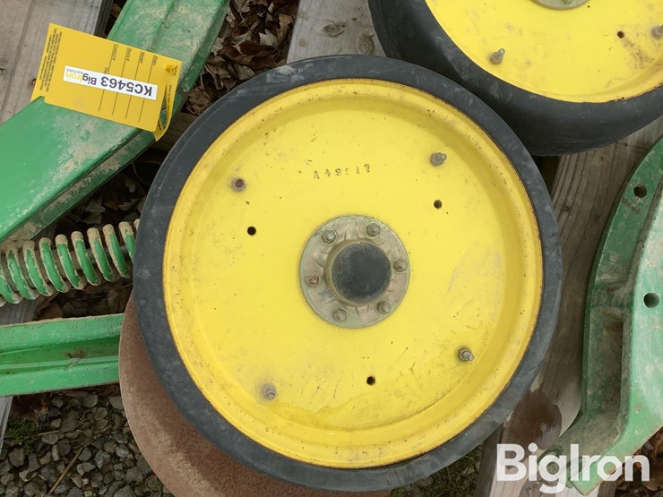 john-deere-1775-image-16