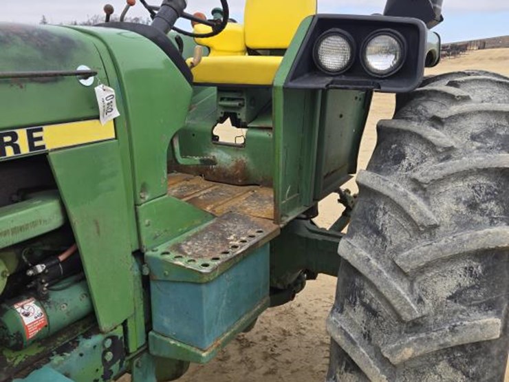 john-deere-4040-image-6
