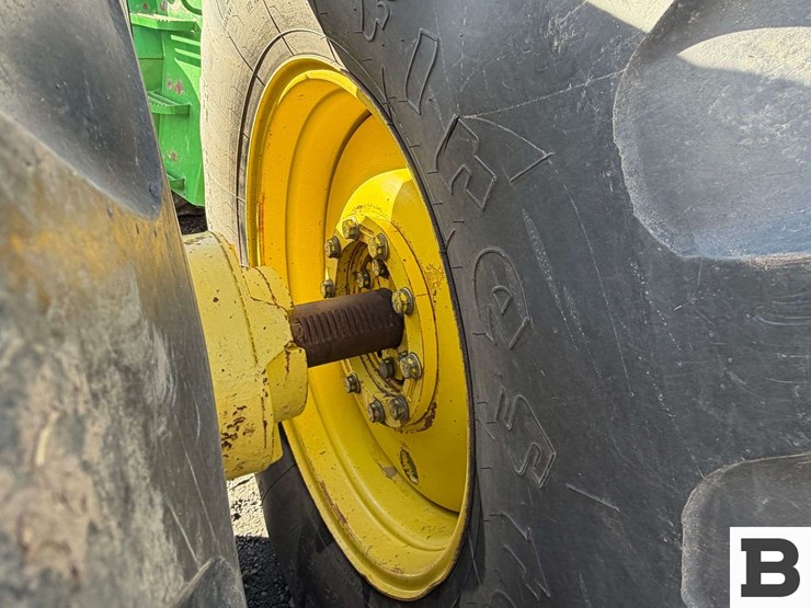 john-deere-8960-image-42