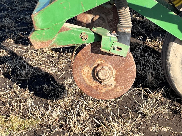 john-deere-7000-image-13