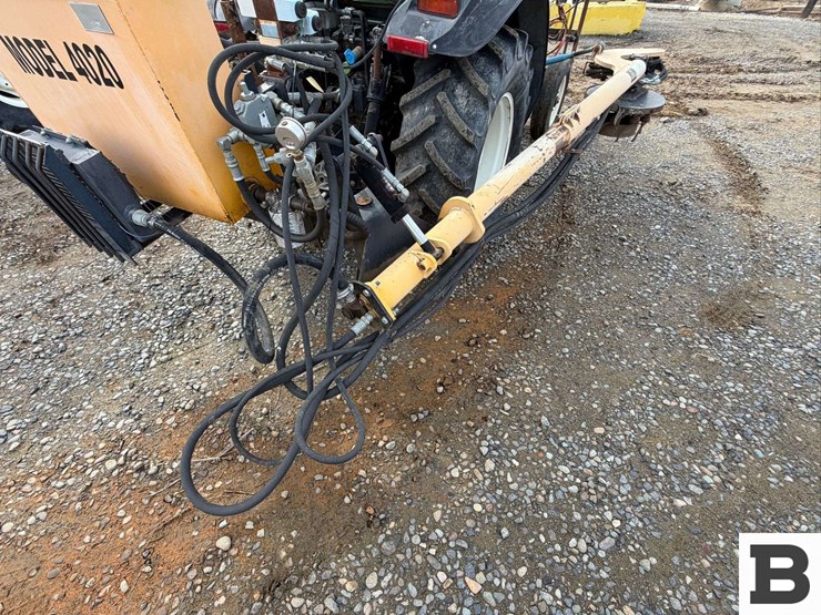 2008-new-holland-tn85fa-image-24