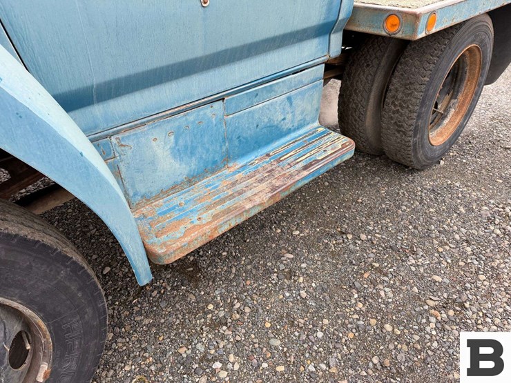 1988-ford-f600-image-12