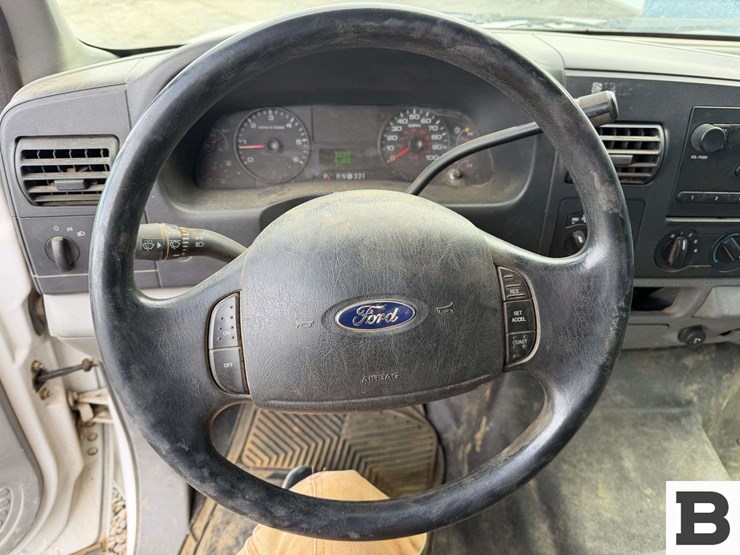 2005-ford-f250-image-34