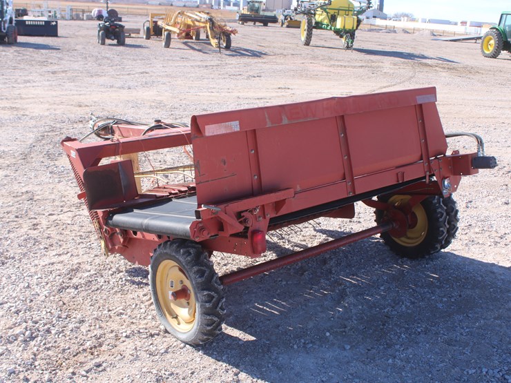 new-holland-166-image-5