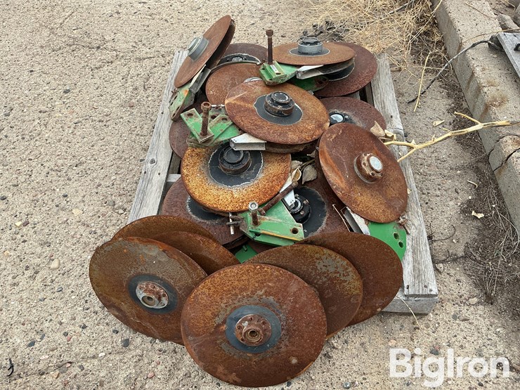 john-deere-12-image-6