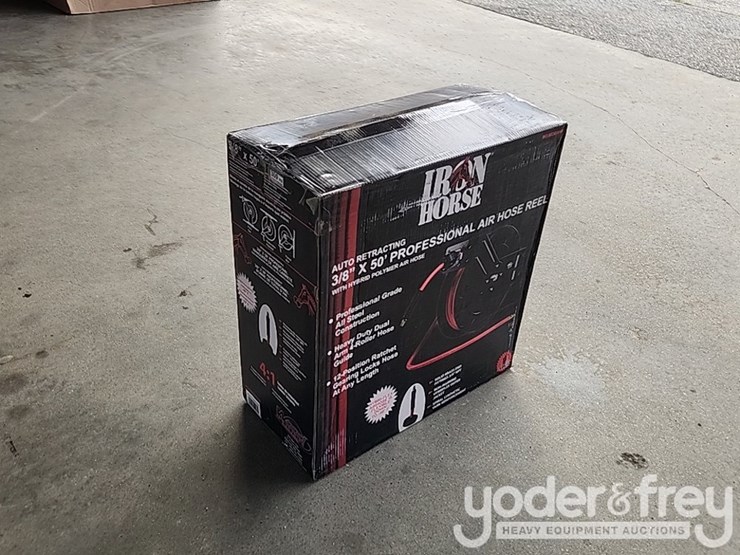 unused-3/8"-x-50'-iron-horse-auto-air-hose-reel-image-4
