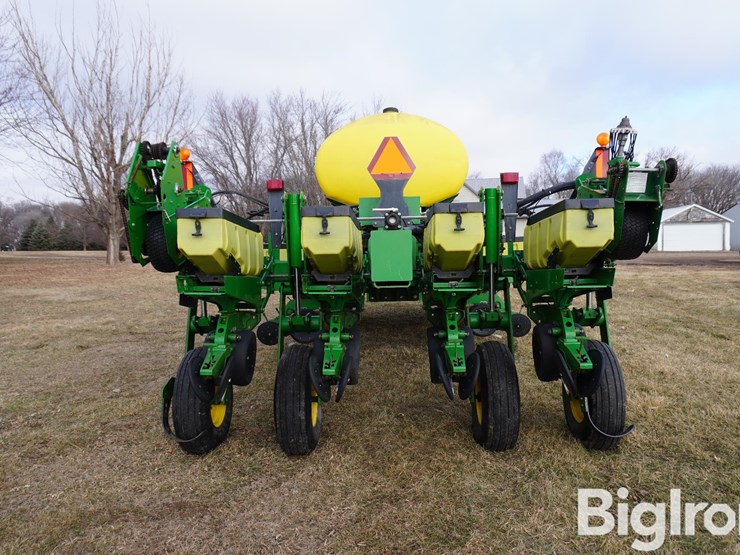 2005-john-deere-1770-image-6