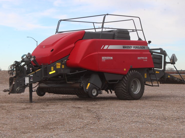 massey-ferguson-2270xd-image-2