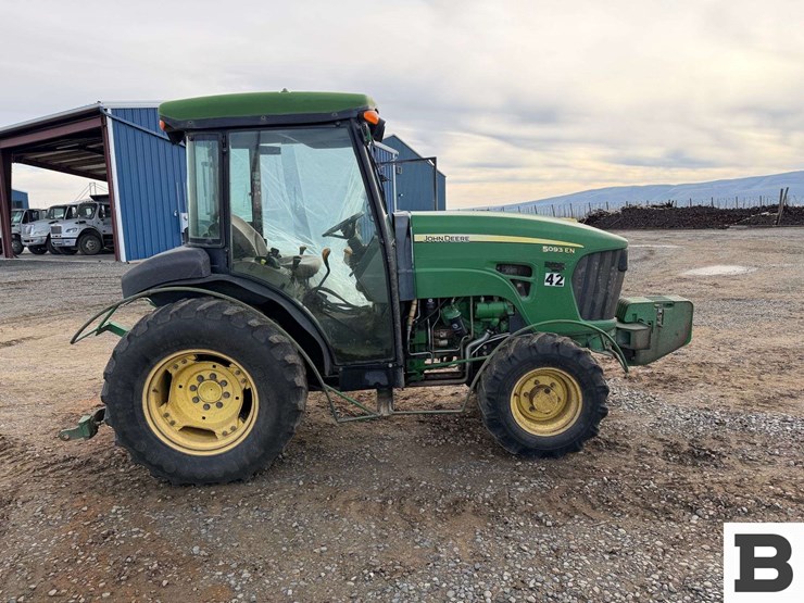 john-deere-5093en-image-6